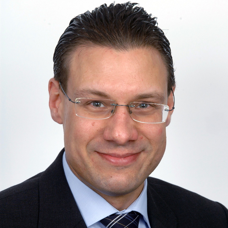 Dr. Thorsten Bischoff